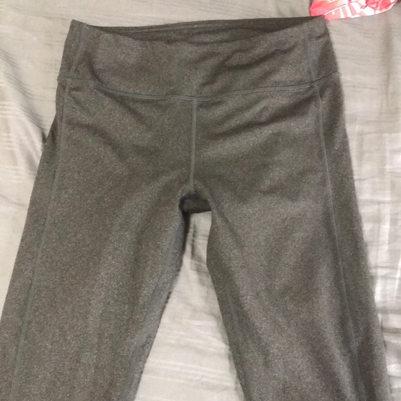 Fabletics leggings - Picture 3 of 5